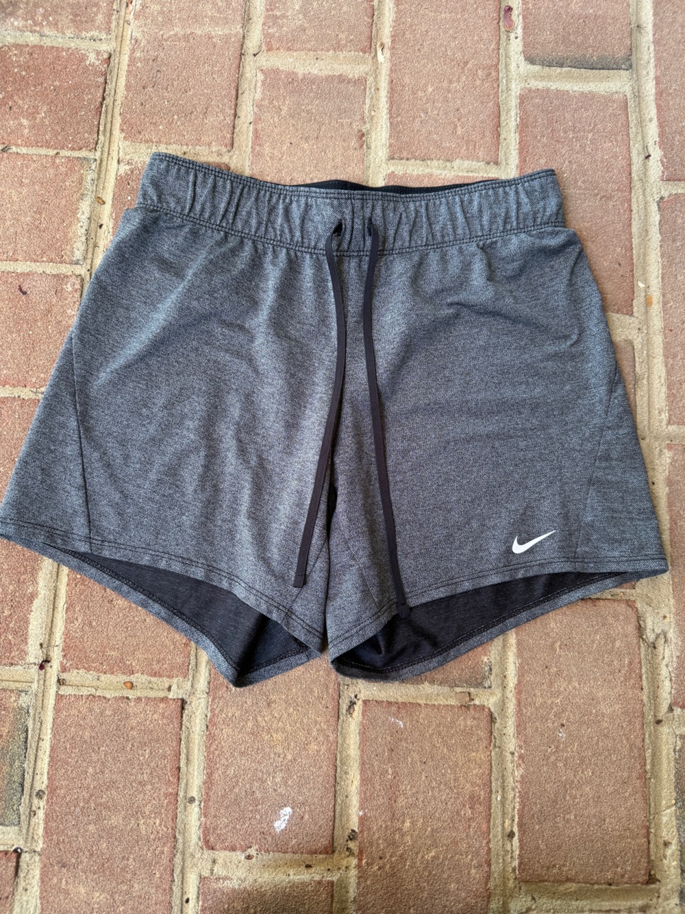 Nike Black and White Dri-FIT Performance Shorts Women’s XS